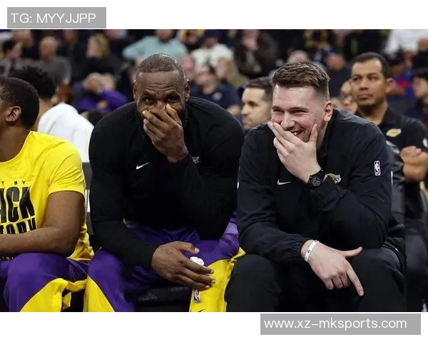 勇士轻松战胜湖人雷霆险胜火箭展现实力与紧张局势的微妙平衡 勇士轻松战胜湖人雷霆险胜火箭展现实力与紧张局势的微妙平衡