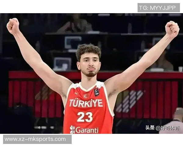 申京赛后与约基奇亲密互动展现友谊与尊重的瞬间